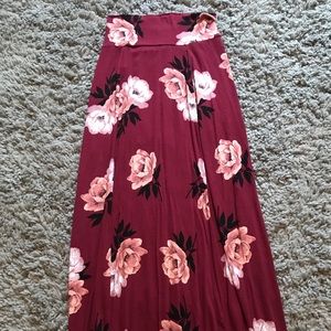 BRAND NEW FLORAL PRINT MAXI SKIRT